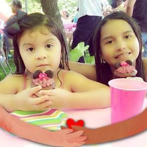 Meet your Posher, Cristina